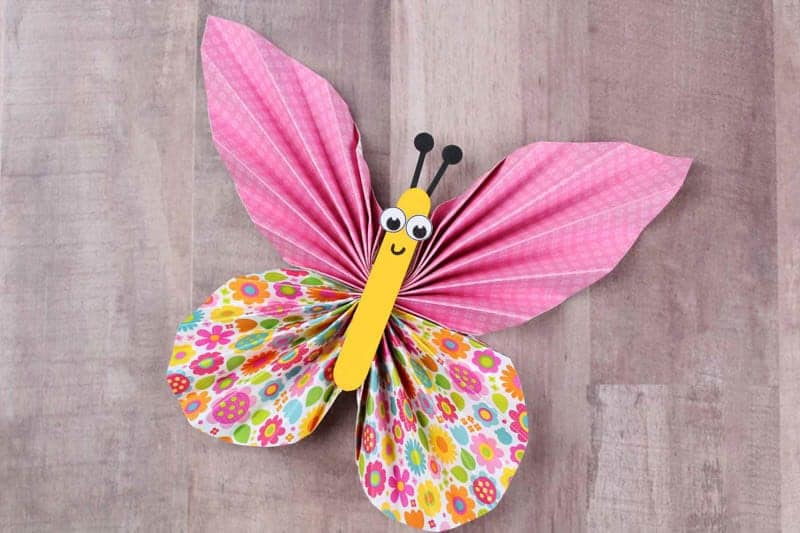 Adorable Preschool Butterfly Craft with Theme Unit